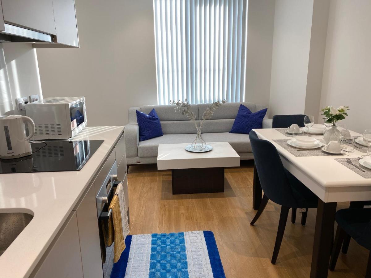 Berks Luxury Serviced Apartments , Free Parking, Free Gym And Free Wifi Bracknell Luaran gambar