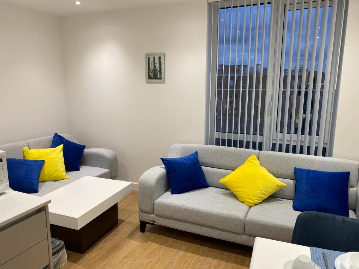 Berks Luxury Serviced Apartments , Free Parking, Free Gym And Free Wifi Bracknell Luaran gambar