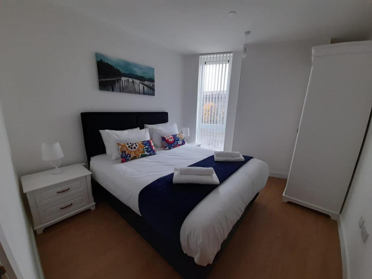 Berks Luxury Serviced Apartments , Free Parking, Free Gym And Free Wifi Bracknell Luaran gambar