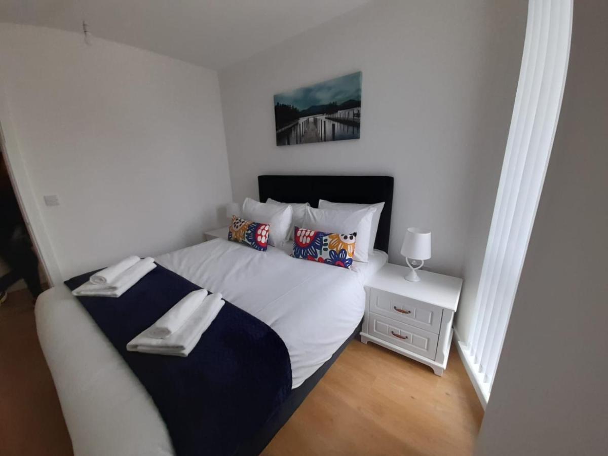 Berks Luxury Serviced Apartments , Free Parking, Free Gym And Free Wifi Bracknell Luaran gambar