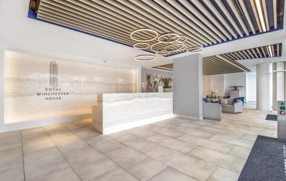 Berks Luxury Serviced Apartments , Free Parking, Free Gym And Free Wifi Bracknell Luaran gambar