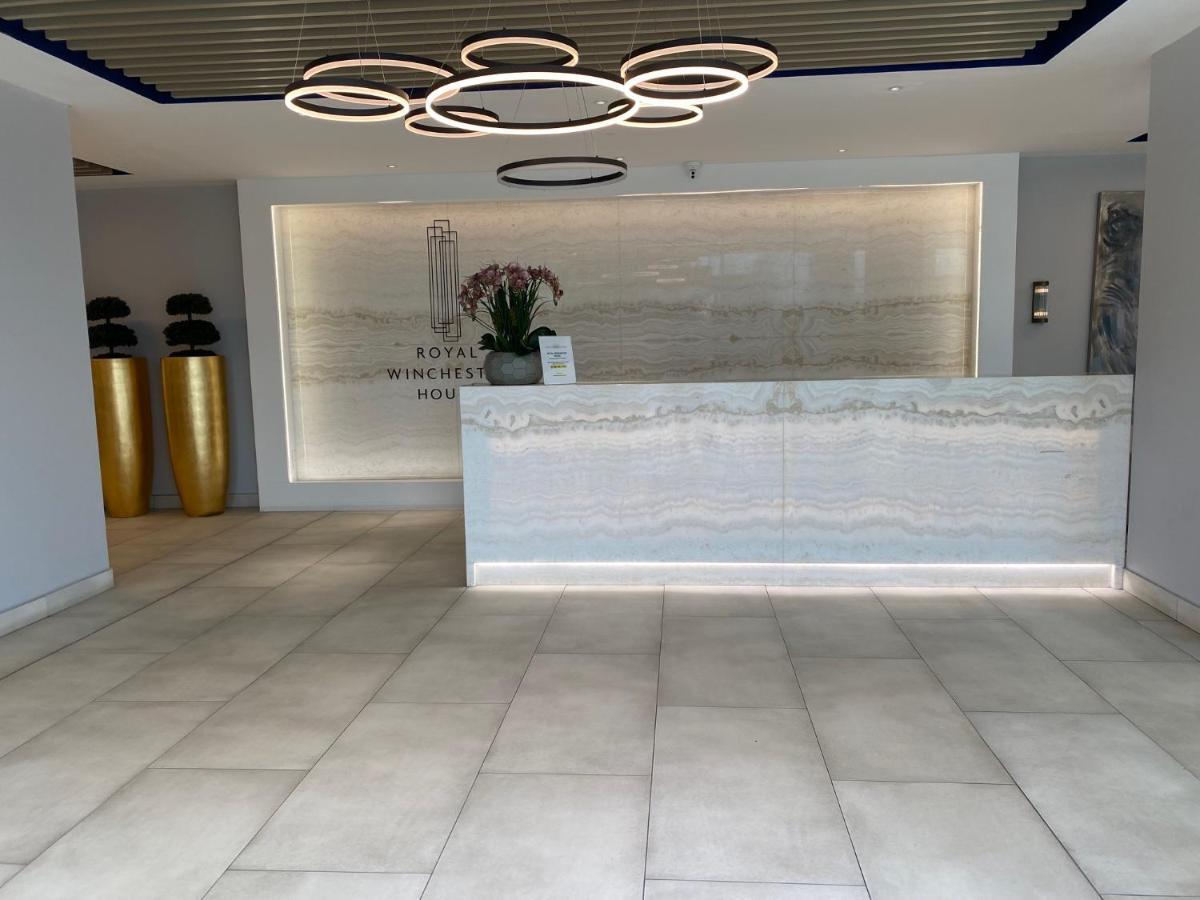 Berks Luxury Serviced Apartments , Free Parking, Free Gym And Free Wifi Bracknell Luaran gambar
