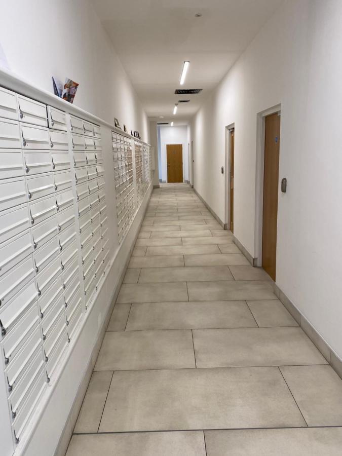 Berks Luxury Serviced Apartments , Free Parking, Free Gym And Free Wifi Bracknell Luaran gambar