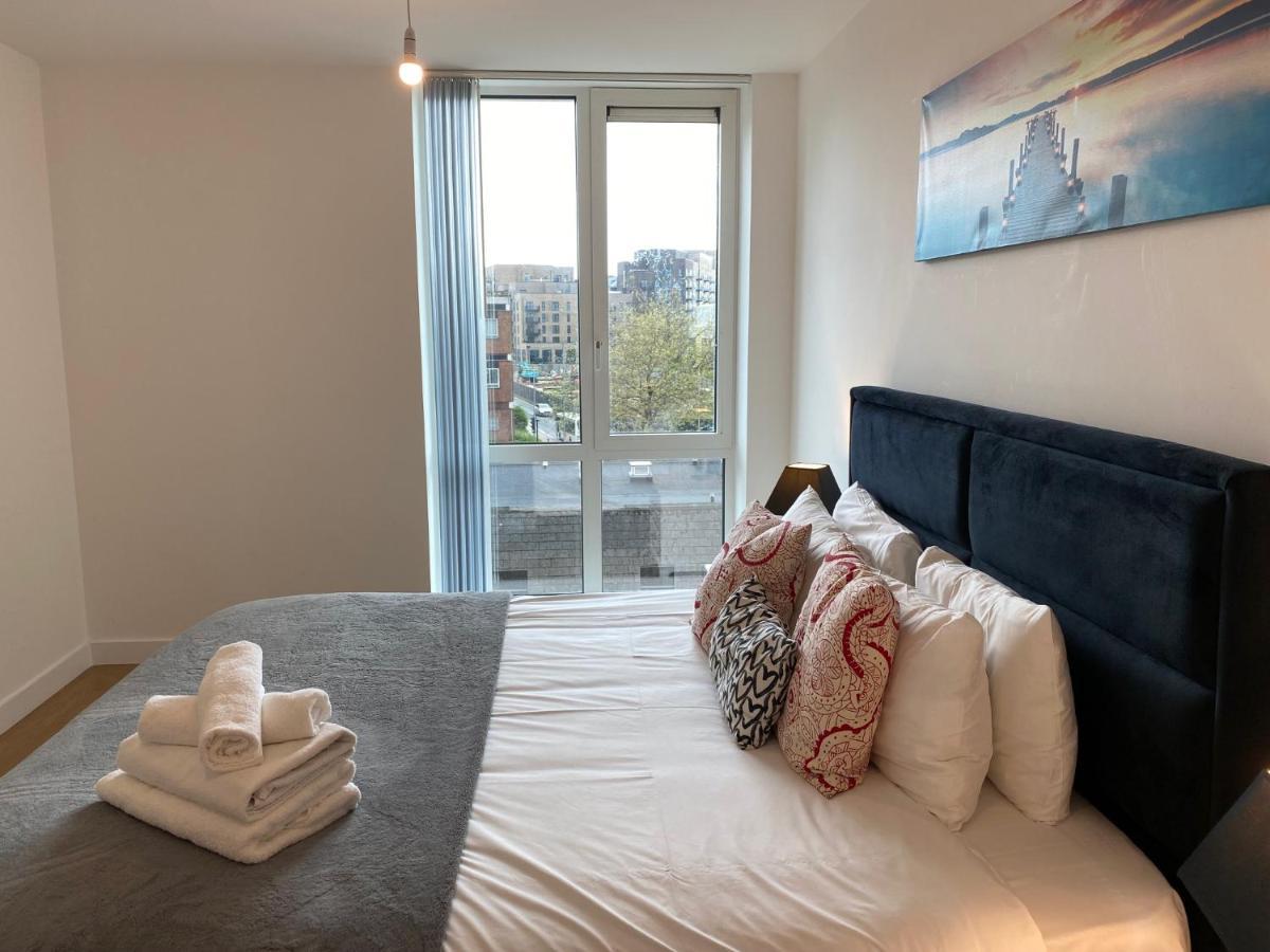 Berks Luxury Serviced Apartments , Free Parking, Free Gym And Free Wifi Bracknell Luaran gambar