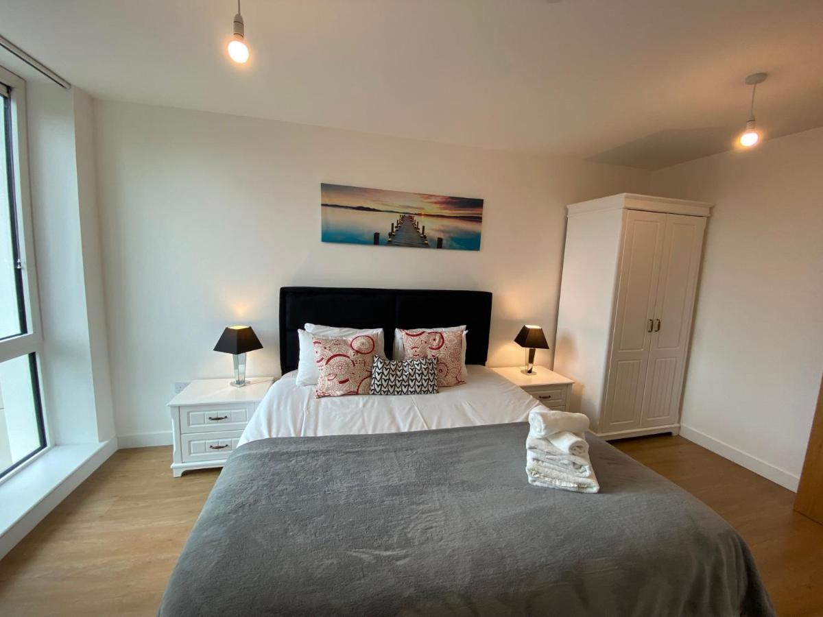 Berks Luxury Serviced Apartments , Free Parking, Free Gym And Free Wifi Bracknell Luaran gambar